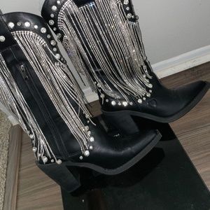 Present Perfect cowboy boots